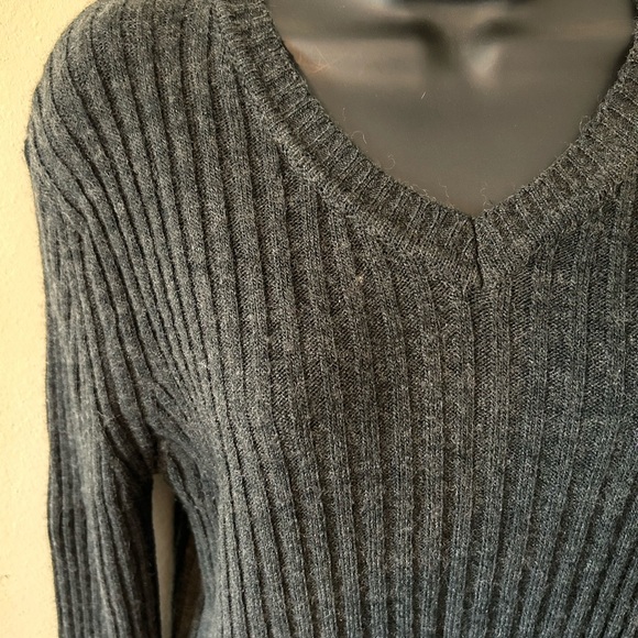 Zara Dark Grey Wool Blend Ribbed Knit Women's Sweater | Size Medium - Picture 3 of 8